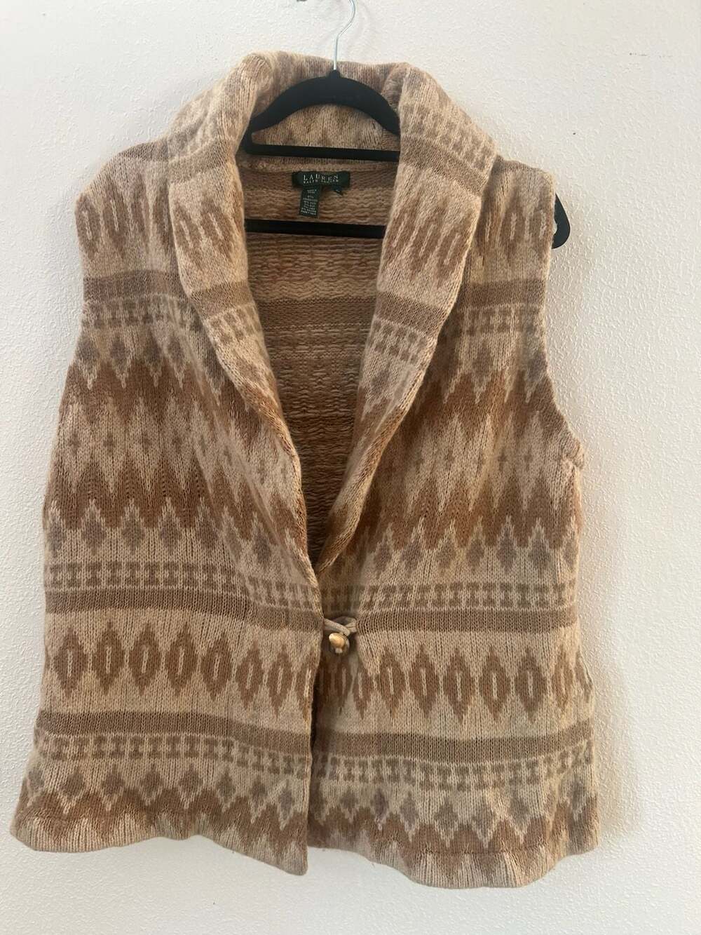Lauren Ralph Lauren Sweater Vest Size XL Beige Knit Shawl Collar